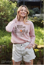 Load image into Gallery viewer, ROCKY MOUNTAIN Mineral Graphic Sweatshirt