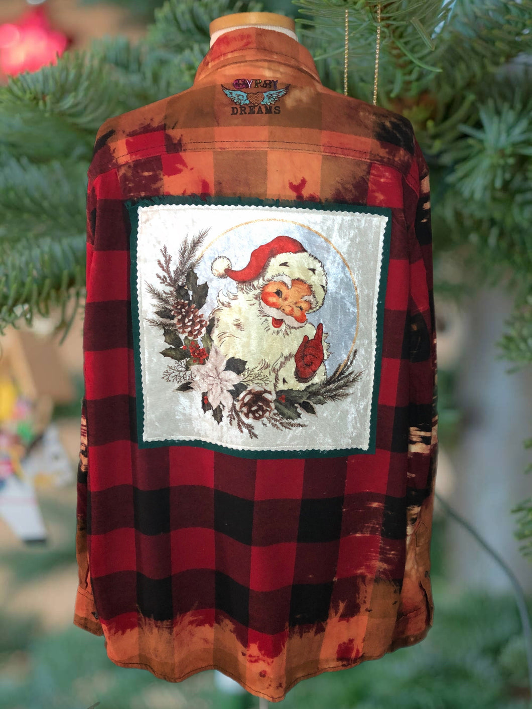 Vintage Santa Wreath Crushed Velvet Patch Flannel